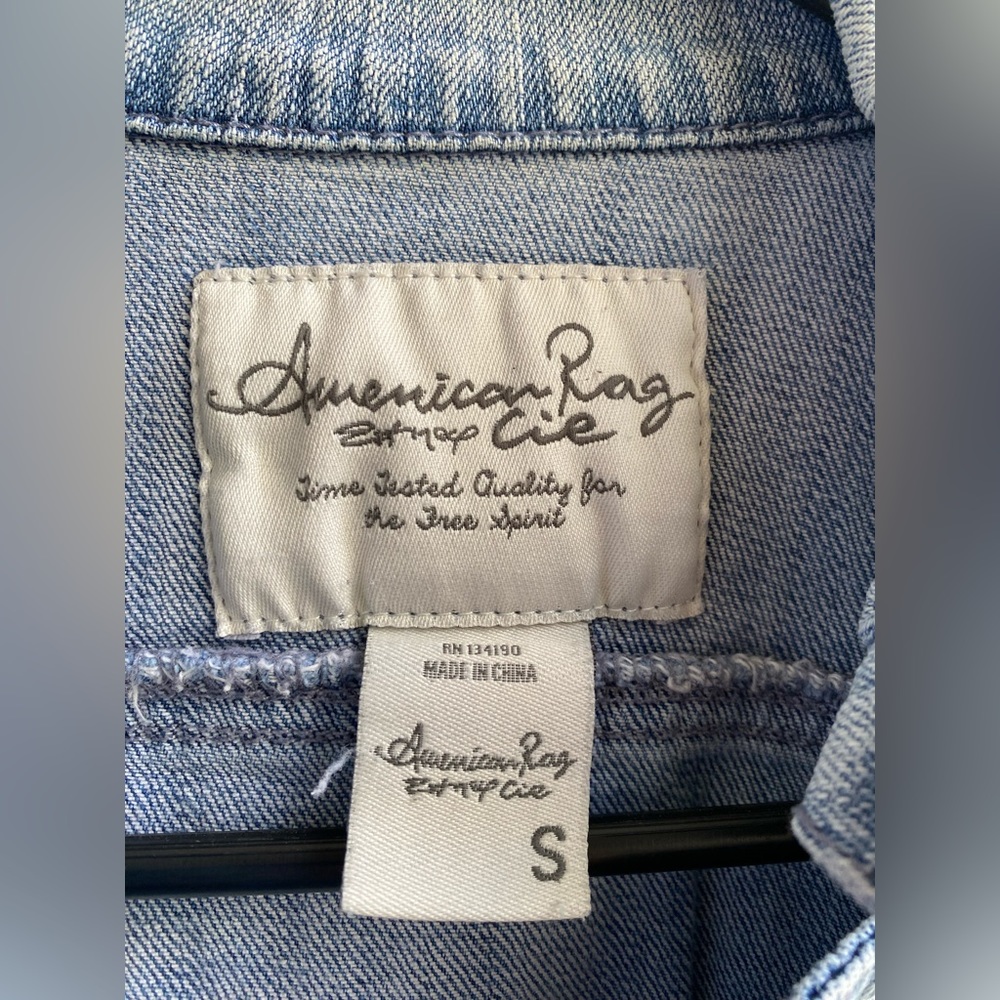 American Rag Jean Jacket size S - Picture 3 of 3